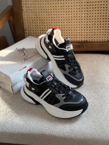 کتونی اسپرت با زیره پیو لژبلند