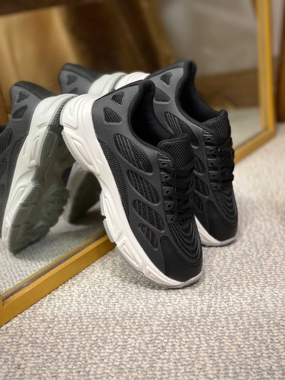 5877260173456378861 (1)