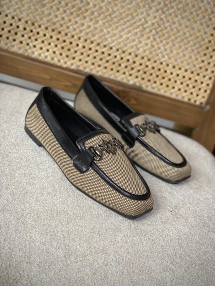 کالج جلو تخت دخترونه